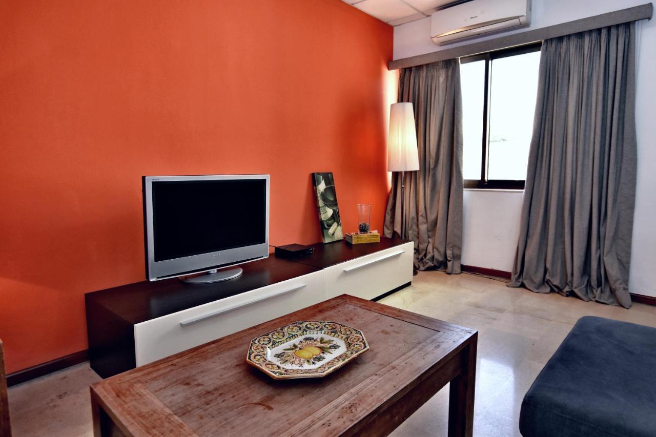 Apartament Large St Julians Central 2 St. Julian's Zewnętrze zdjęcie