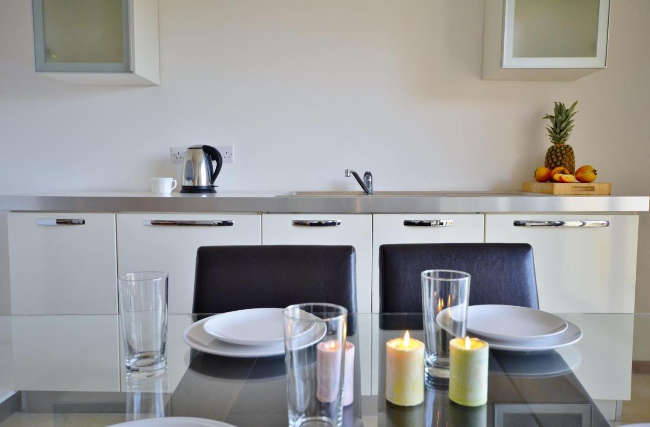 Apartament Large St Julians Central 2 St. Julian's Zewnętrze zdjęcie